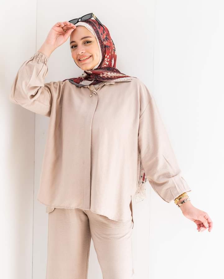 Summer linen set beige