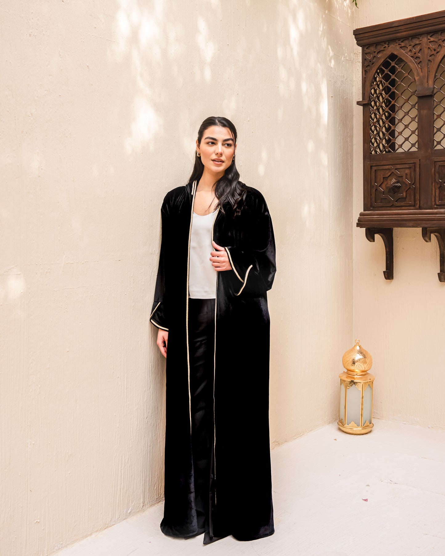 Velvet elegance kaftan in black