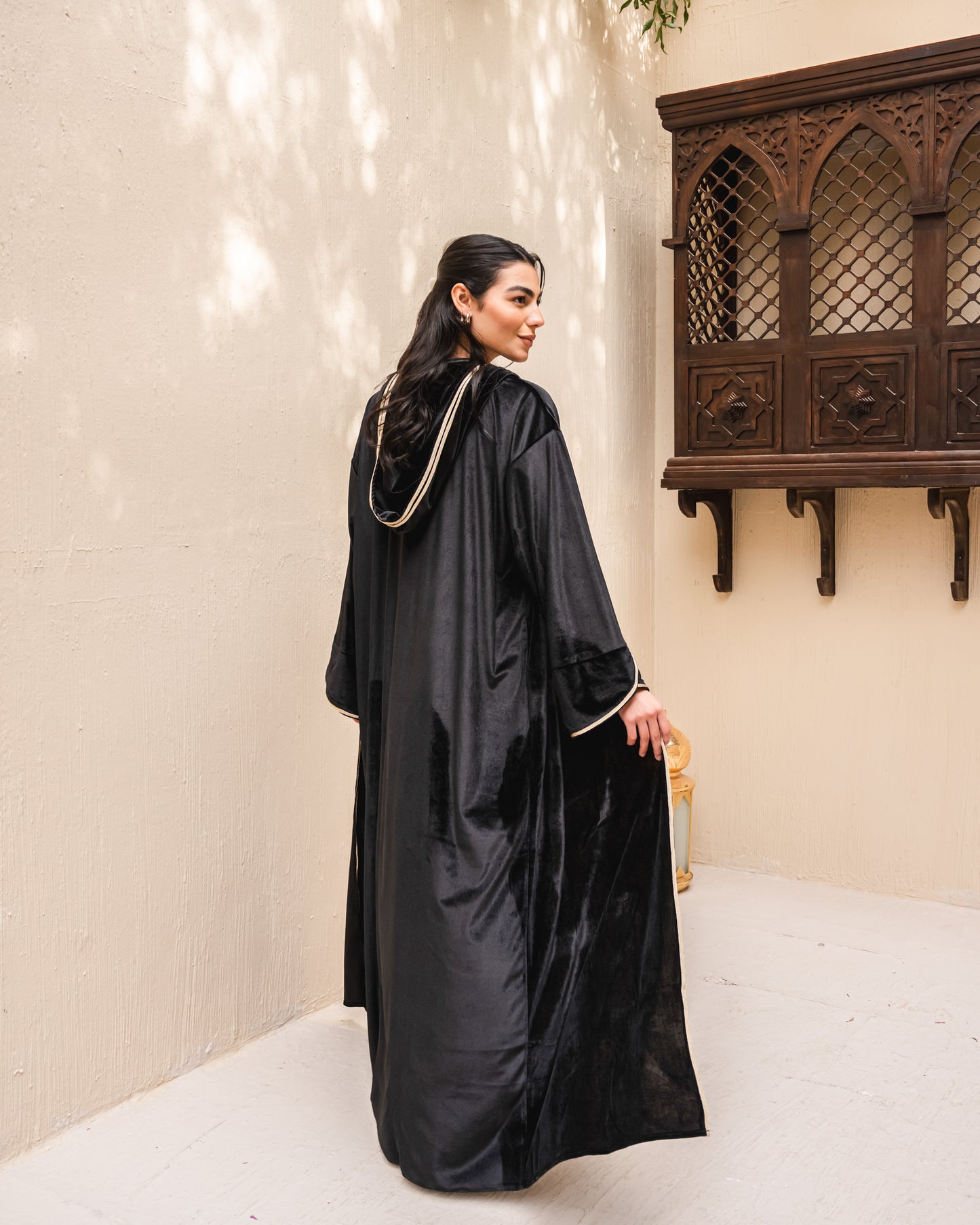 Velvet elegance kaftan in black