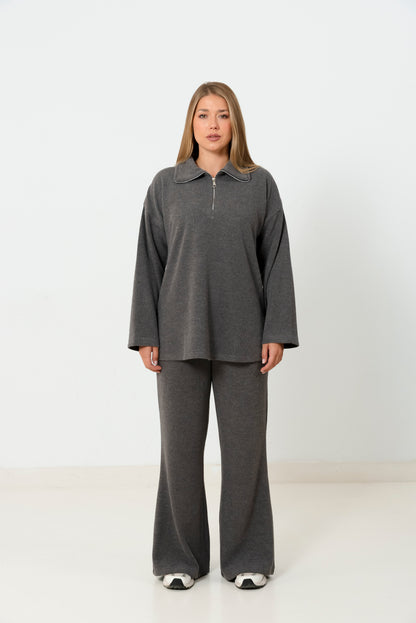 The daily set in grey