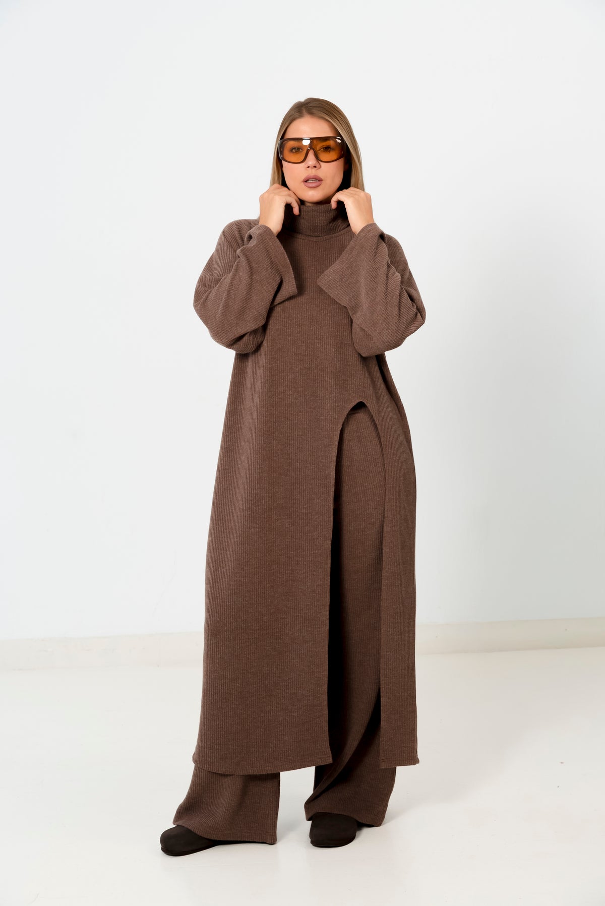 La muse set in Brown