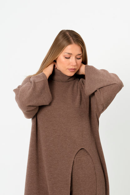 La muse set in Brown