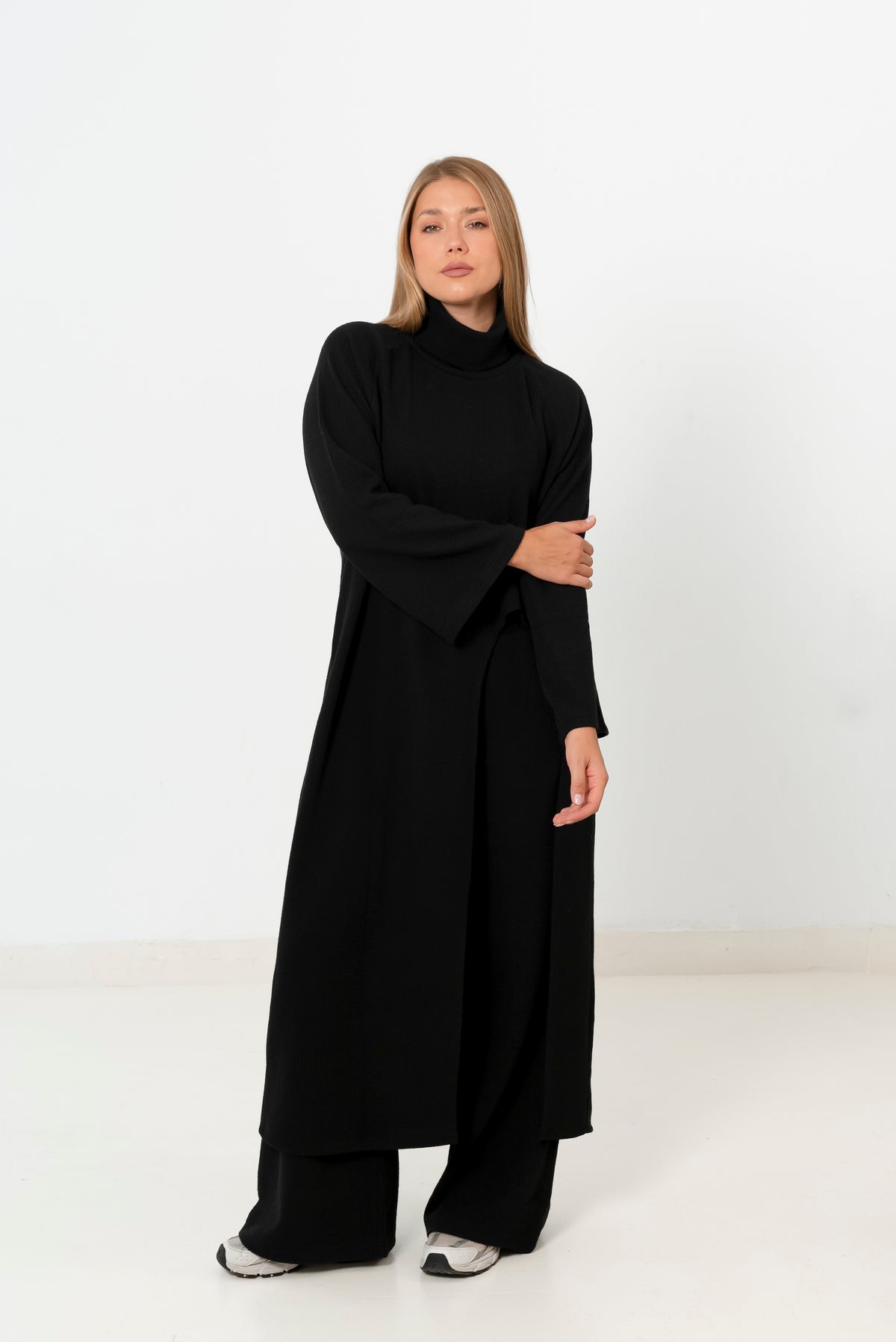 La muse set in Black