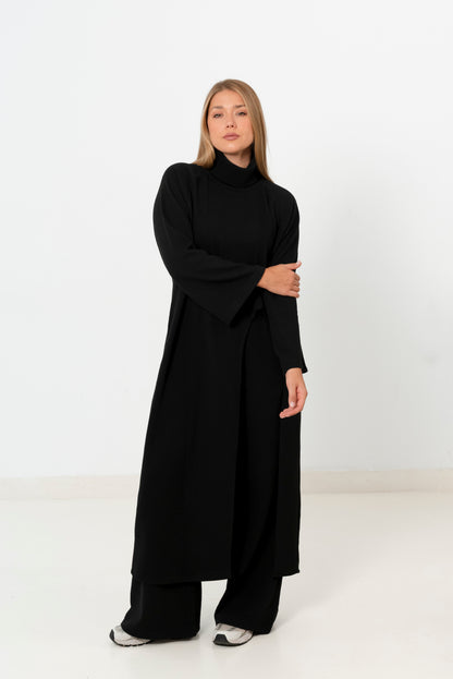 La muse set in Black