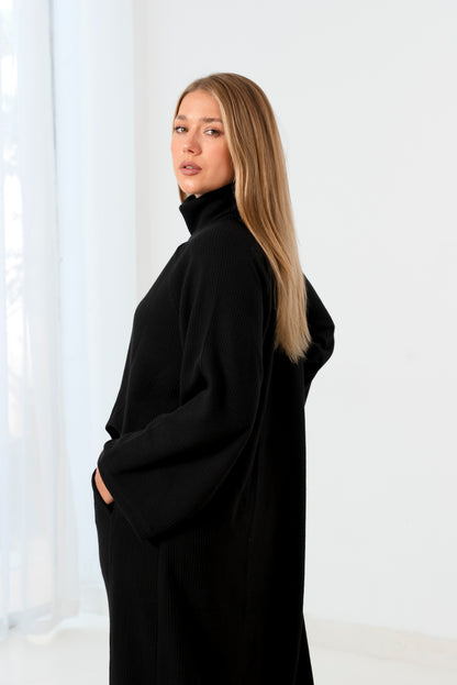 La muse set in Black