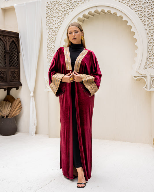 Malika Kaftan in burgundy