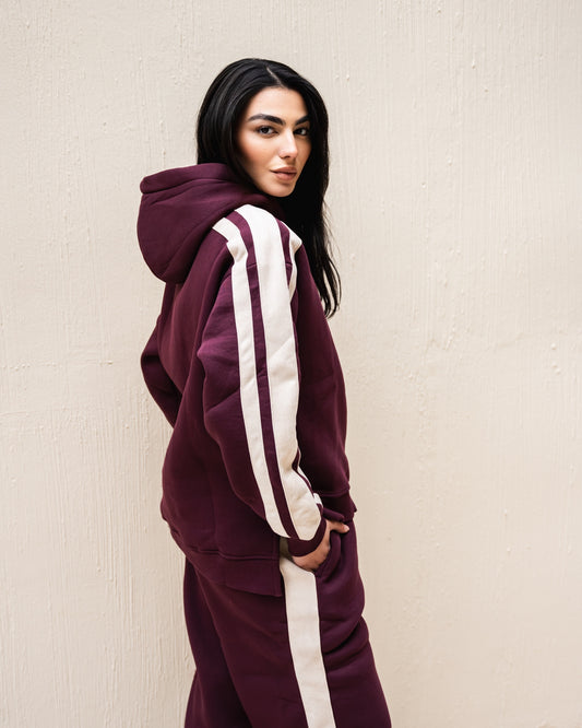 Suede touch set in burgundy